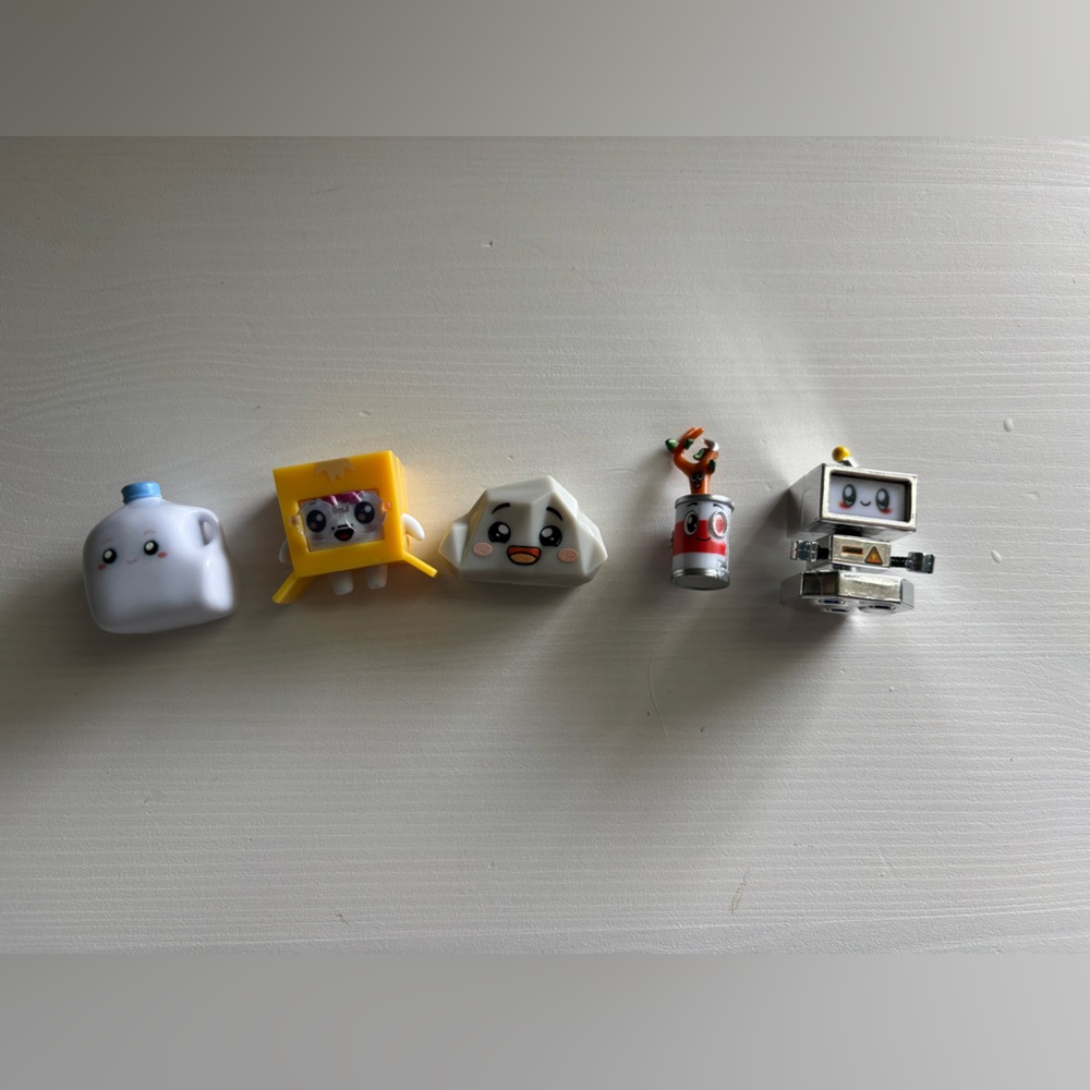 Lot of 5 LANKYBOX Series boxy  Micro Mystery Figures